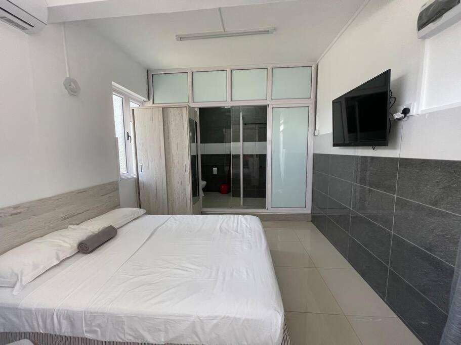 Blue Pebbles - Exotica - Studio With Double Bed Flic en Flac ภายนอก รูปภาพ